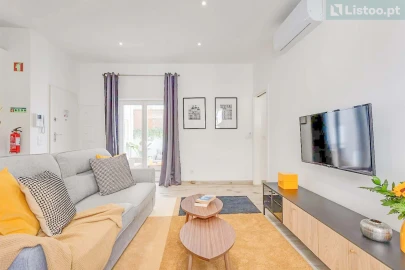 Apartamento T2 para Venda em Santa Maria Maior