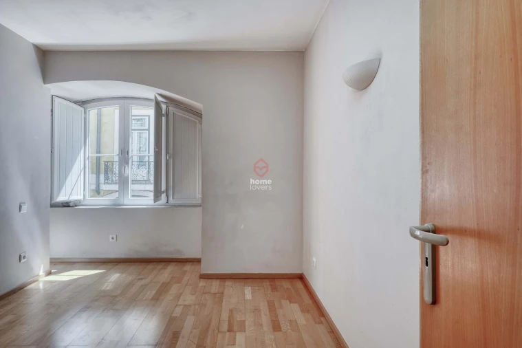 Apartamento T2 para Venda em Misericórdia Foto 13