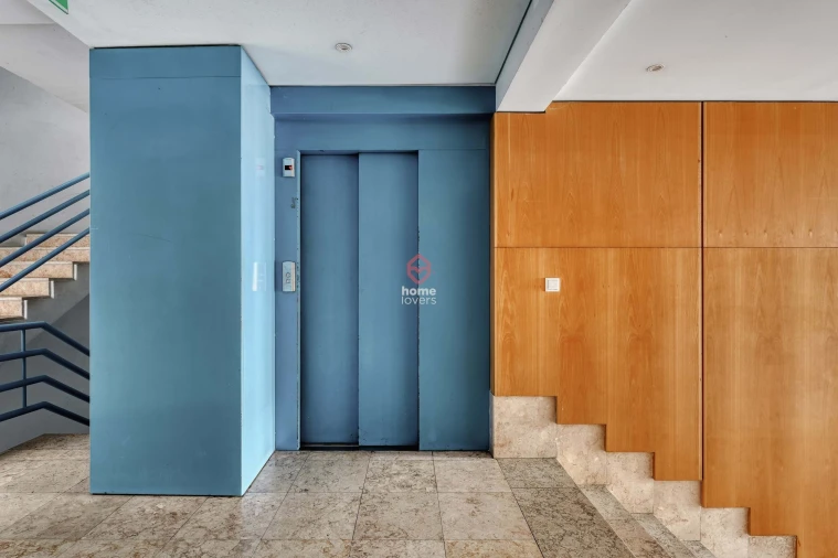 Apartamento T2 para Venda em Misericórdia Foto 17