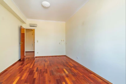 Apartamento T3 para Venda em Santa Iria de Azoia, São João da Talha e Bobadela