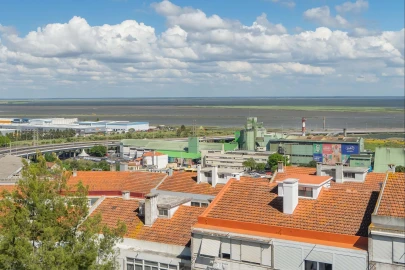 Apartamento T3 para Venda em Santa Iria de Azoia, São João da Talha e Bobadela