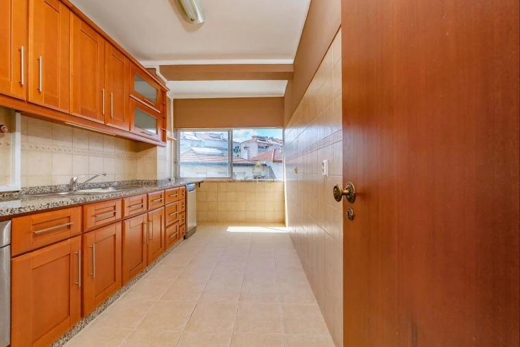 Apartamento T3 para Venda em Santa Iria de Azoia, São João da Talha e Bobadela Foto 7