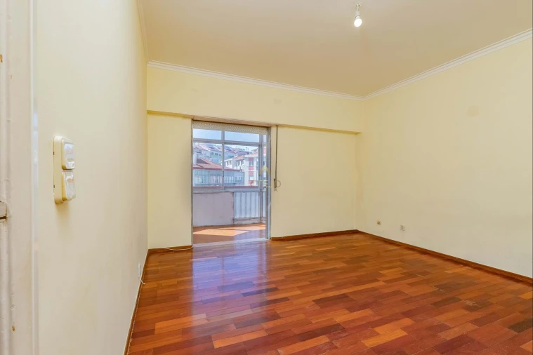 Apartamento T3 para Venda em Santa Iria de Azoia, São João da Talha e Bobadela Foto 6