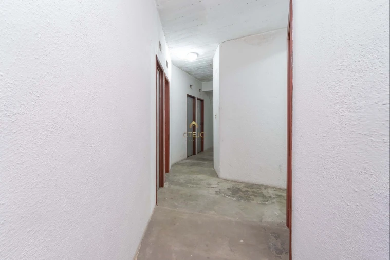 Apartamento T3 para Venda em Santa Iria de Azoia, São João da Talha e Bobadela Foto 33