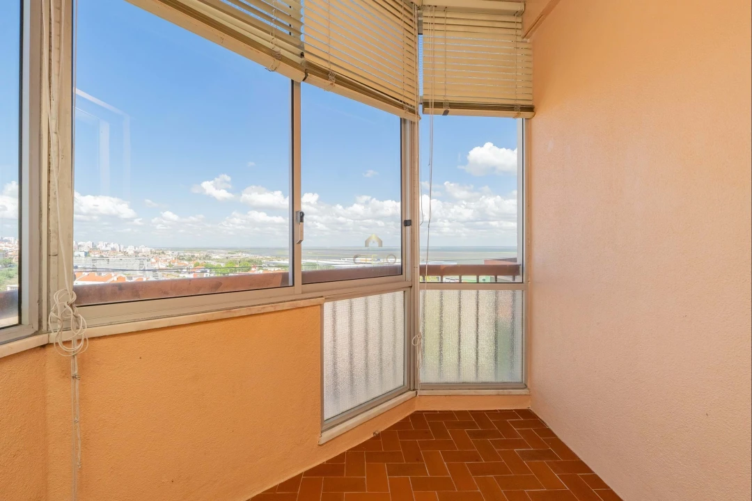 Apartamento T3 para Venda em Santa Iria de Azoia, São João da Talha e Bobadela Foto 19