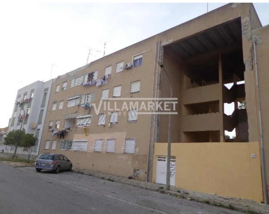 Apartamento T3 para Venda em Setubal (São Sebastião) Foto 1