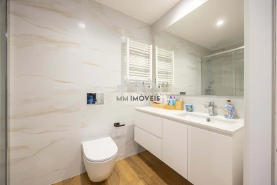 Apartamento T4 para Venda em Paranhos
