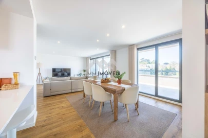 Apartamento T4 para Venda em Paranhos