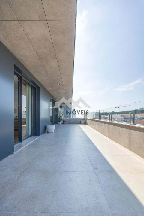 Apartamento T4 para Venda em Paranhos