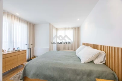 Apartamento T4 para Venda em Paranhos
