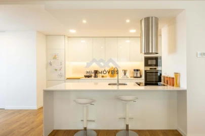 Apartamento T4 para Venda em Paranhos