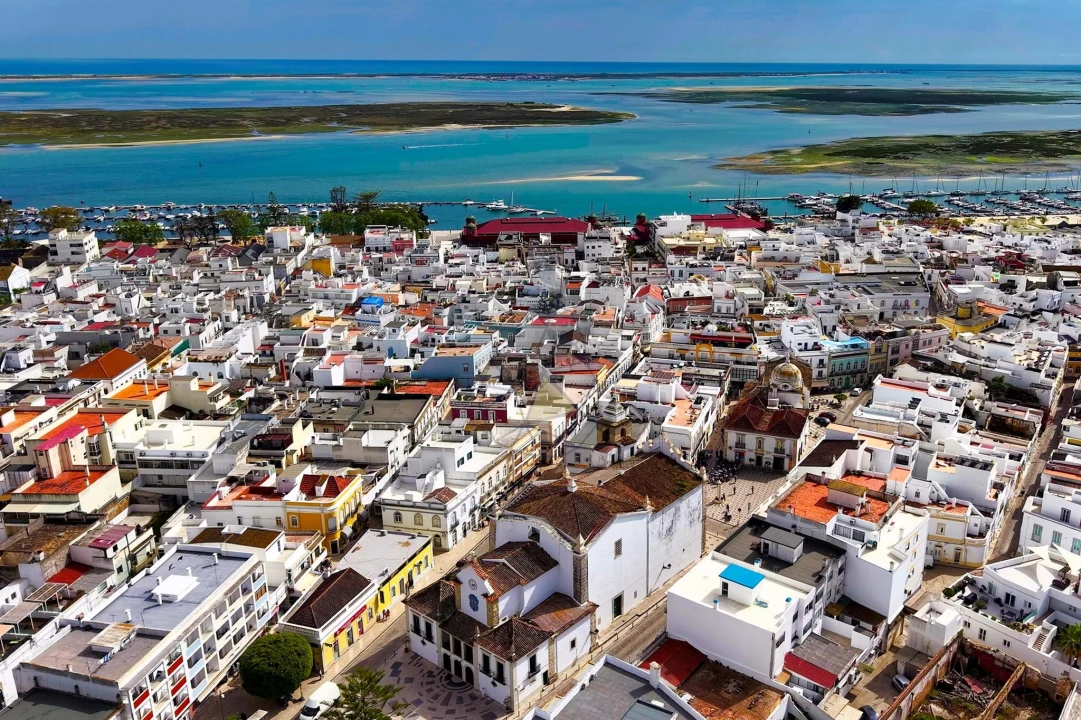 Prédio para Venda em Olhão Foto 61