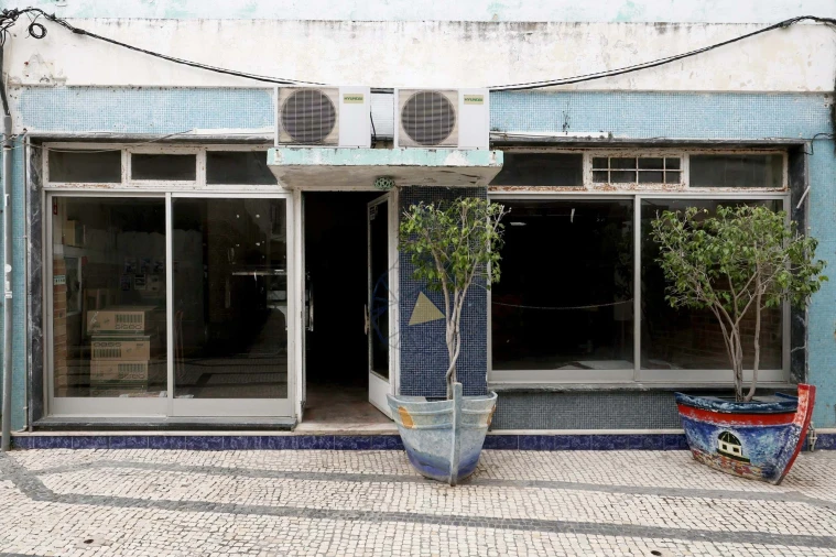 Prédio para Venda em Olhão Foto 14