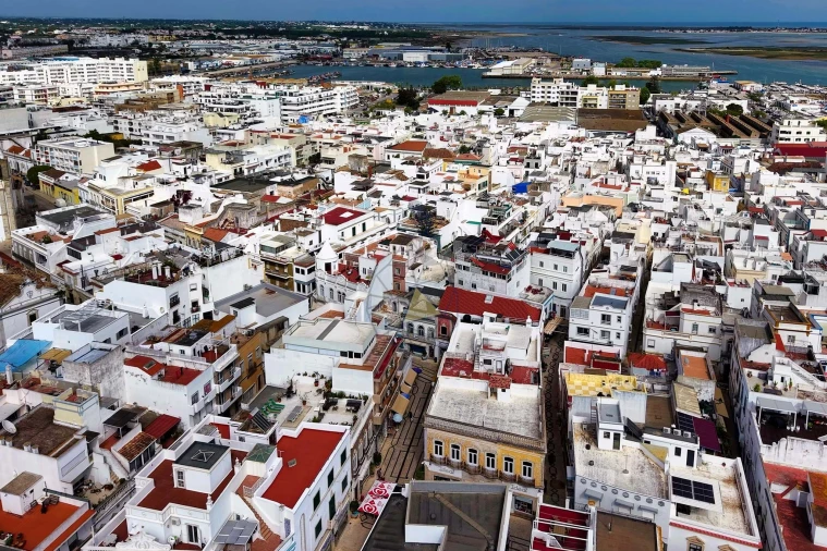 Prédio para Venda em Olhão Foto 54