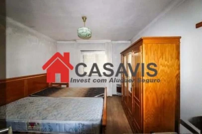 Moradia T3 para Venda em Parada de Gonta