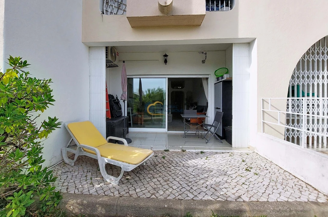 Apartamento T1 para Venda em Albufeira e Olhos de Água Foto 18