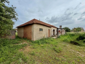 Moradia T5 para Venda em Pedreiras