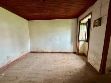 Moradia T5 para Venda em Pedreiras
