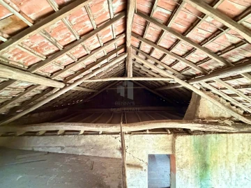 Moradia T5 para Venda em Pedreiras