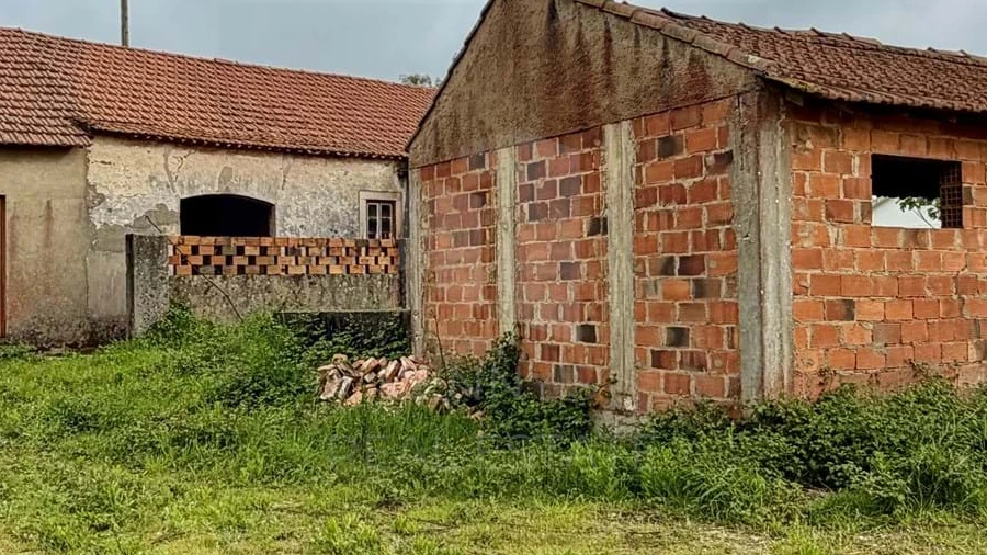 Moradia T5 para Venda em Pedreiras