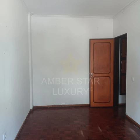 Apartamento T2 para Venda em Odivelas