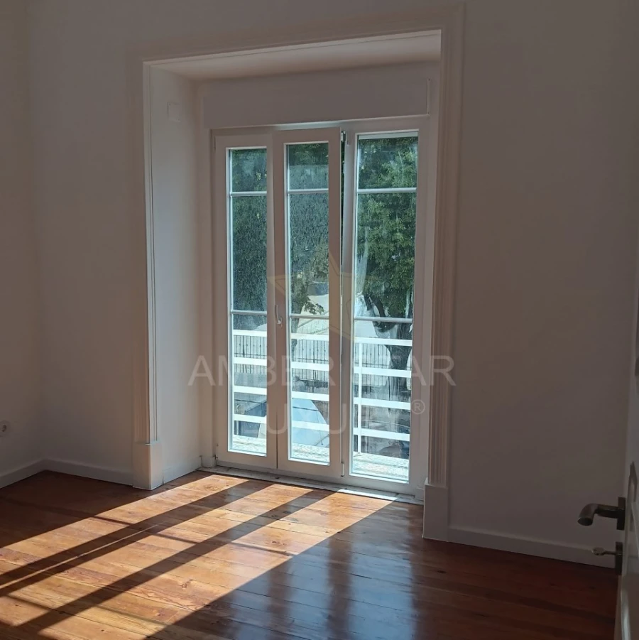 Apartamento T3 para Venda em Penha de França Foto 3