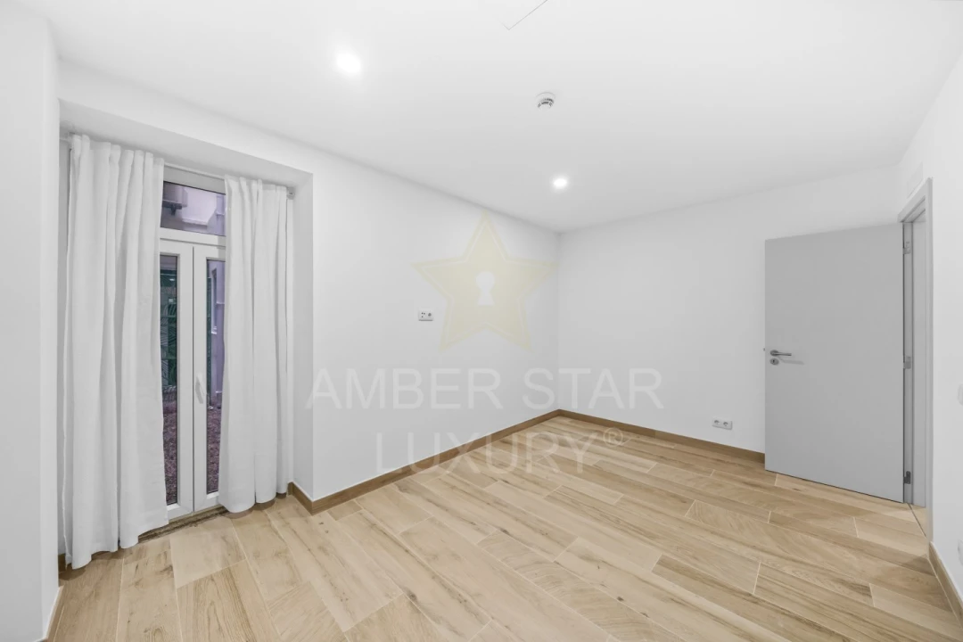 Apartamento T1 para Venda em Cedofeita, Santo Ildefonso, Sé, Miragaia, São Nicolau e Vitória Foto 14