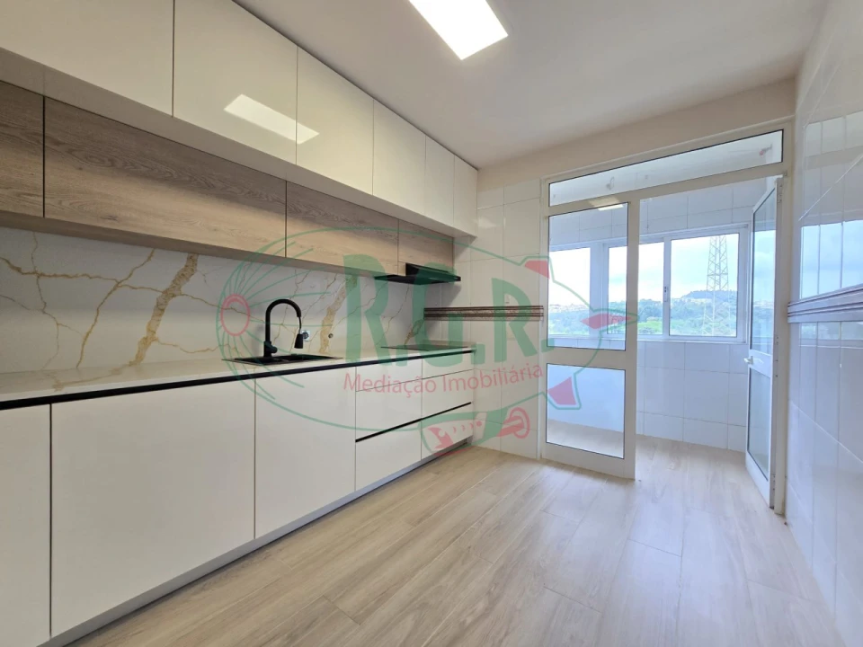 Apartamento T2 para Venda em Gondomar (São Cosme), Valbom e Jovim Foto 10