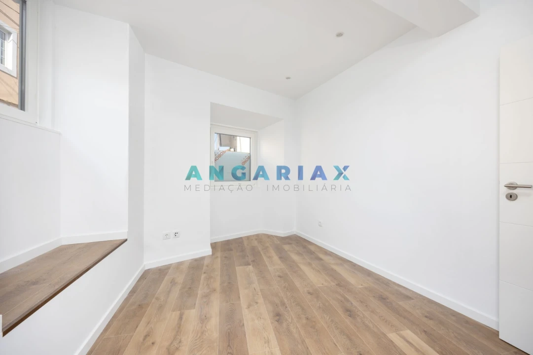 Apartamento T2 para Venda em Maiorga Foto 11