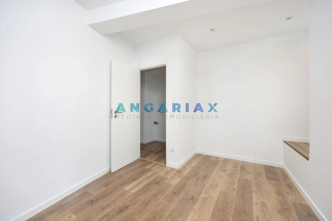 Apartamento T2 para Venda em Maiorga Foto 10