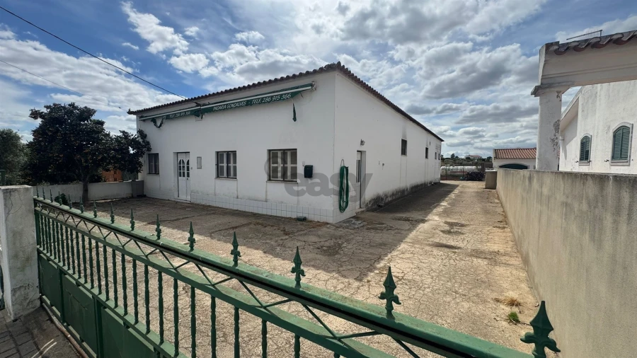 Negócio para Arrendamento em Entradas Foto 2