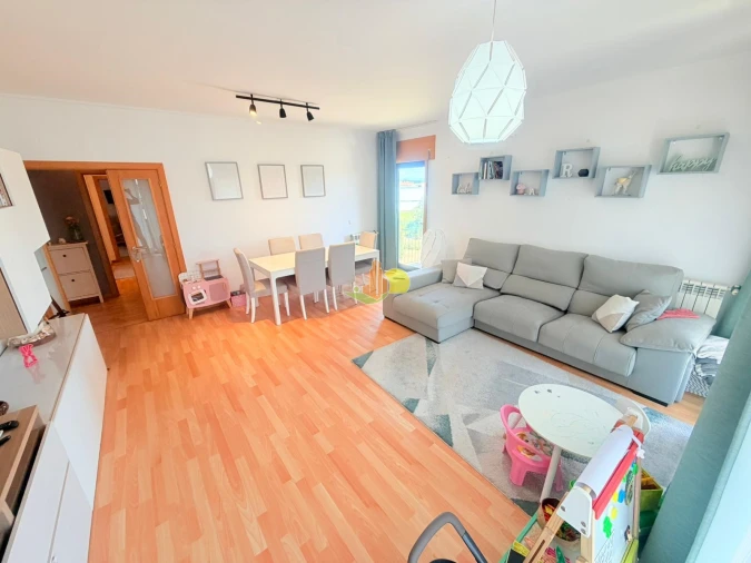 Apartamento T3 para Venda em Tavarede Foto 5