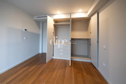 Apartamento T1 para Arrendamento em Urgezes