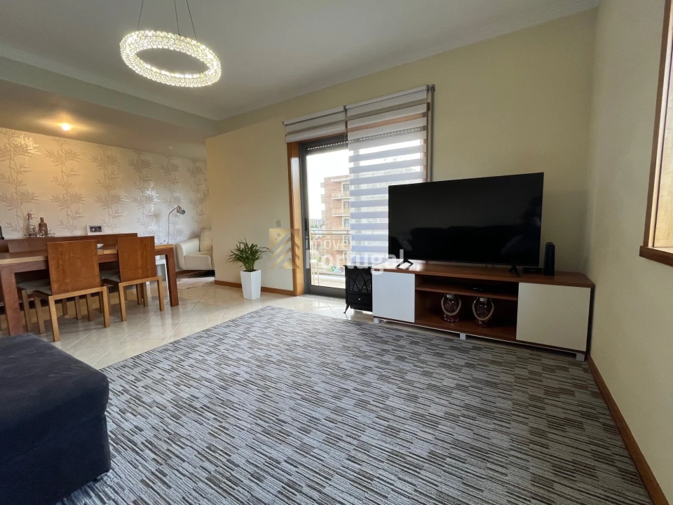 Apartamento T2 para Arrendamento em Nogueiró e Tenões Foto 4