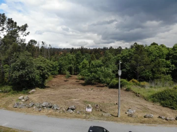 Terreno Comércio / Armazém para Venda em Quintela de Azurara