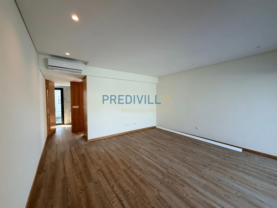 Apartamento T1 para Venda em Vila do Conde Foto 1