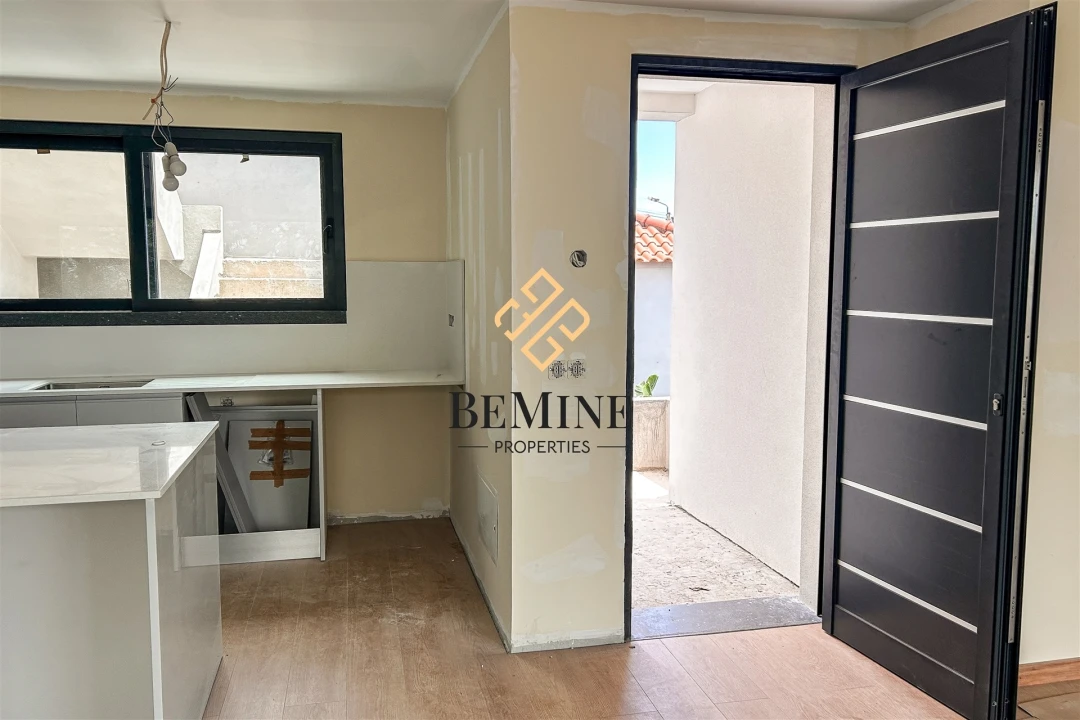 Apartamento T2 para Venda em Funchal (Santa Maria Maior) Foto 6