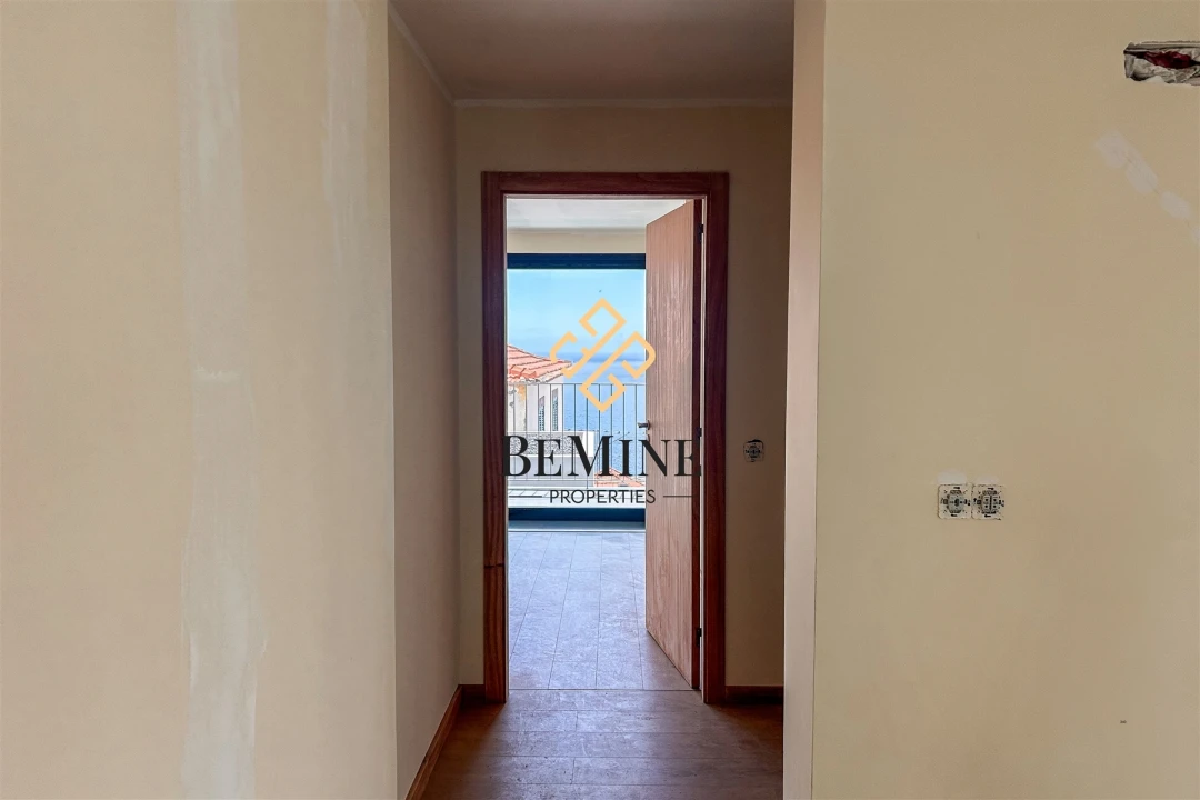 Apartamento T2 para Venda em Funchal (Santa Maria Maior) Foto 8