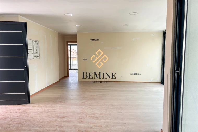 Apartamento T2 para Venda em Funchal (Santa Maria Maior) Foto 7