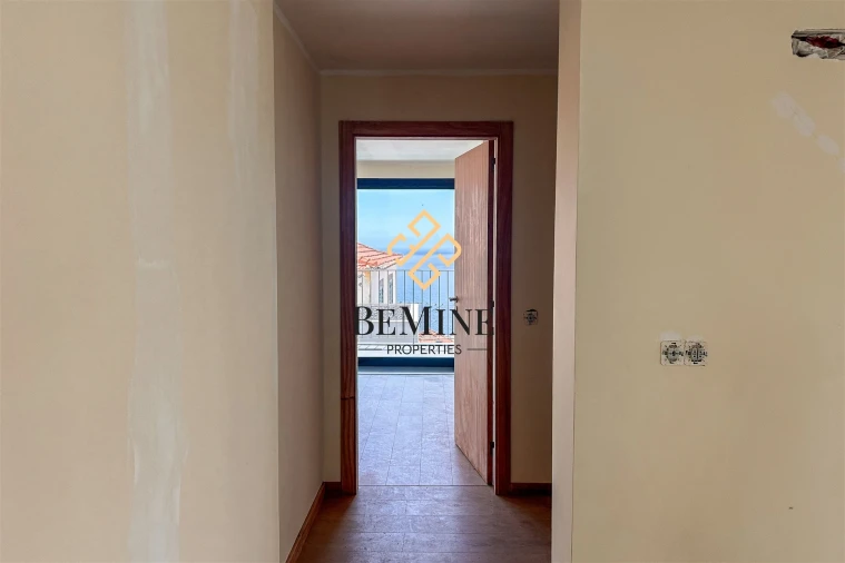 Apartamento T2 para Venda em Funchal (Santa Maria Maior) Foto 8