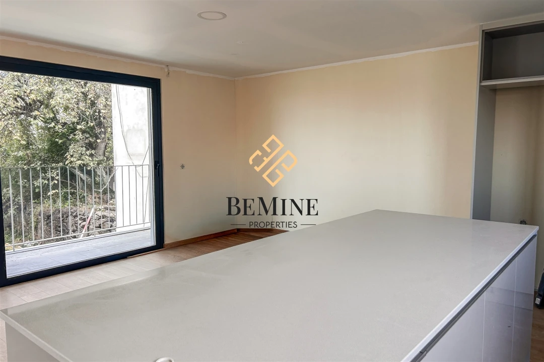 Apartamento T2 para Venda em Funchal (Santa Maria Maior) Foto 4
