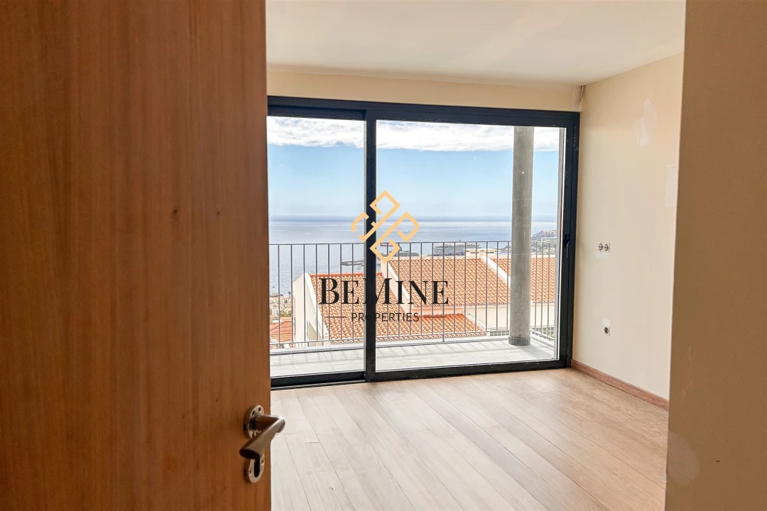 Apartamento T2 para Venda em Funchal (Santa Maria Maior) Foto 14