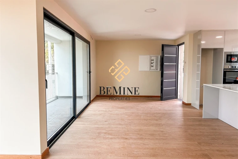 Apartamento T2 para Venda em Funchal (Santa Maria Maior) Foto 10