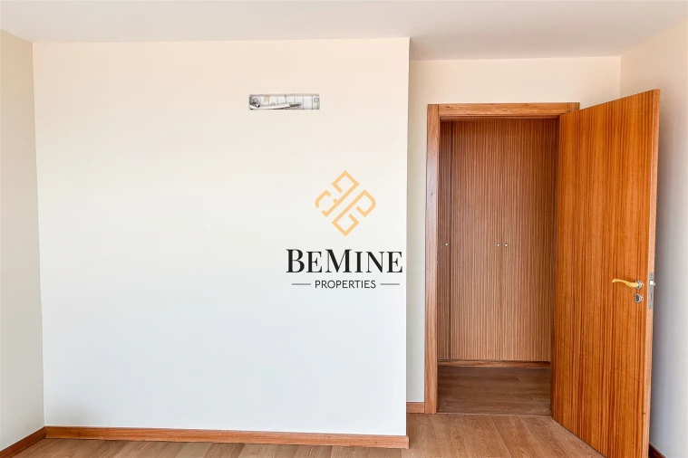 Apartamento T2 para Venda em Funchal (Santa Maria Maior) Foto 24