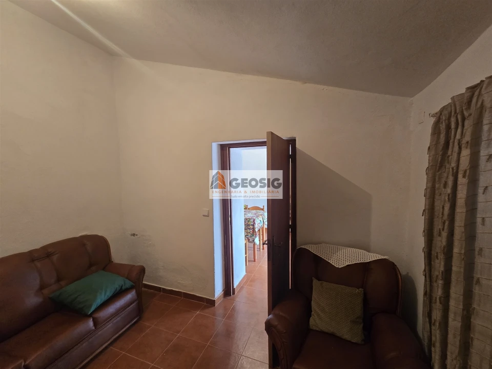 Moradia T2 para Venda em São Barnabe Foto 13