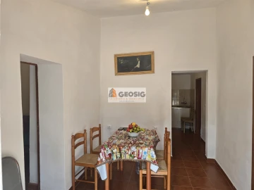 Moradia T2 para Venda em São Barnabe