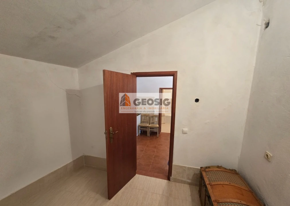 Moradia T2 para Venda em São Barnabe Foto 17