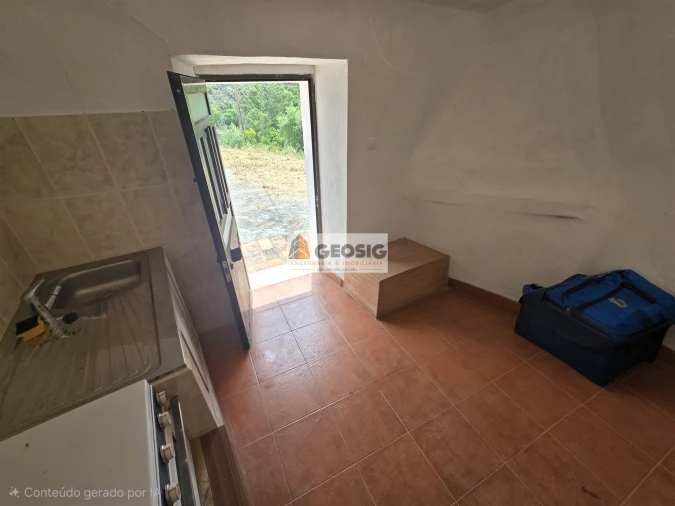 Moradia T2 para Venda em São Barnabe Foto 22