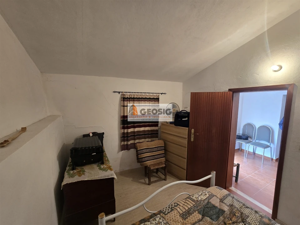 Moradia T2 para Venda em São Barnabe Foto 10