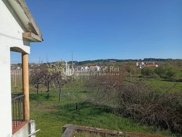 Moradia T3 para Venda em Rua
